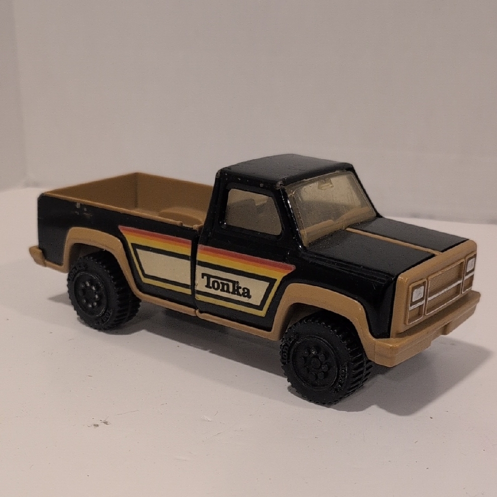 Tonka Black and Tan Pickup Truck